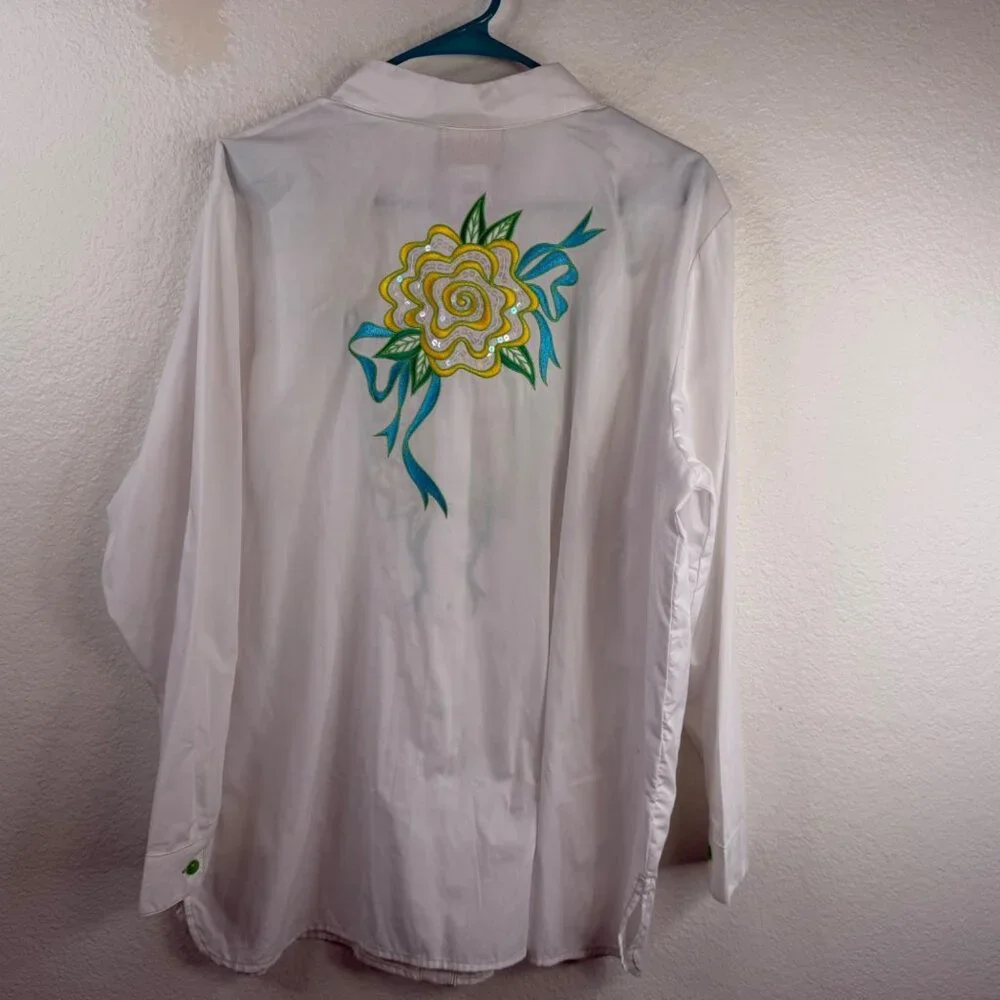 NWT Bob Mackie Wearable Art Top White Sz 1X Button Up Flower Embroidered Sequins - Picture 2 of 16
